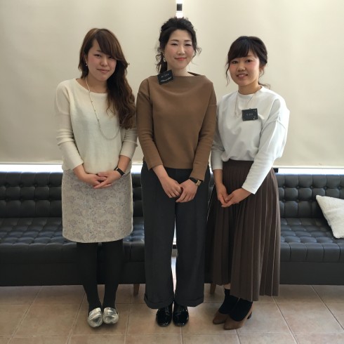 ホワイトorベージュ